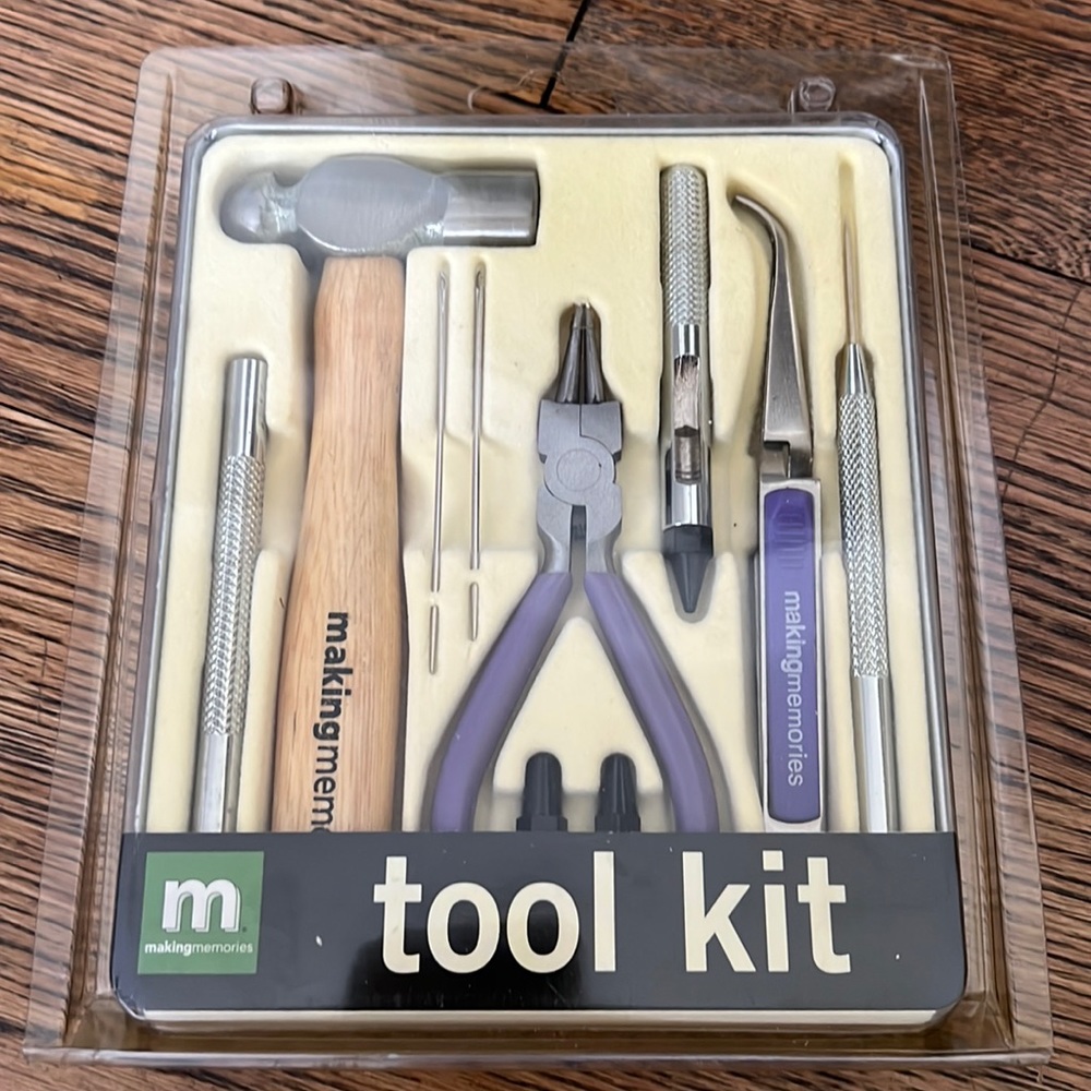BRAND NEW scrapbooking tool kit